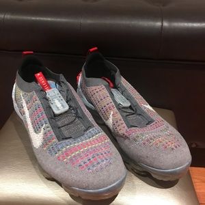 Nike Air Vapormax 2020 Flyknit size 10